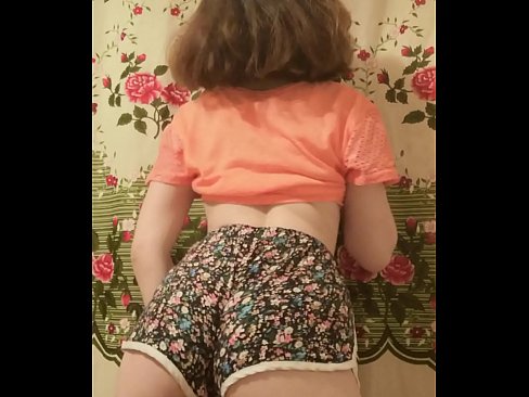 ❤️ Sexy jonge babe dy't har koarte broek op 'e kamera útstrielet Fuckfideo op fy.porn-milf-300.ru ❤